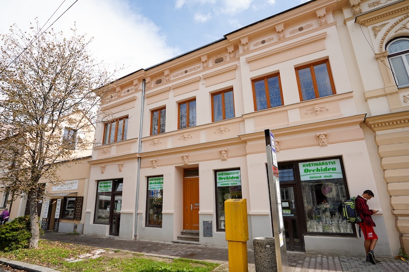 Cisteni fasady jizni cechy