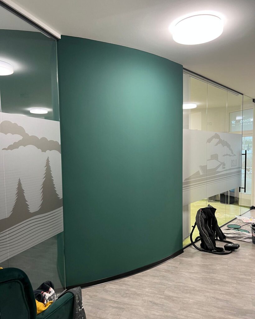 vymalba kancelari cb