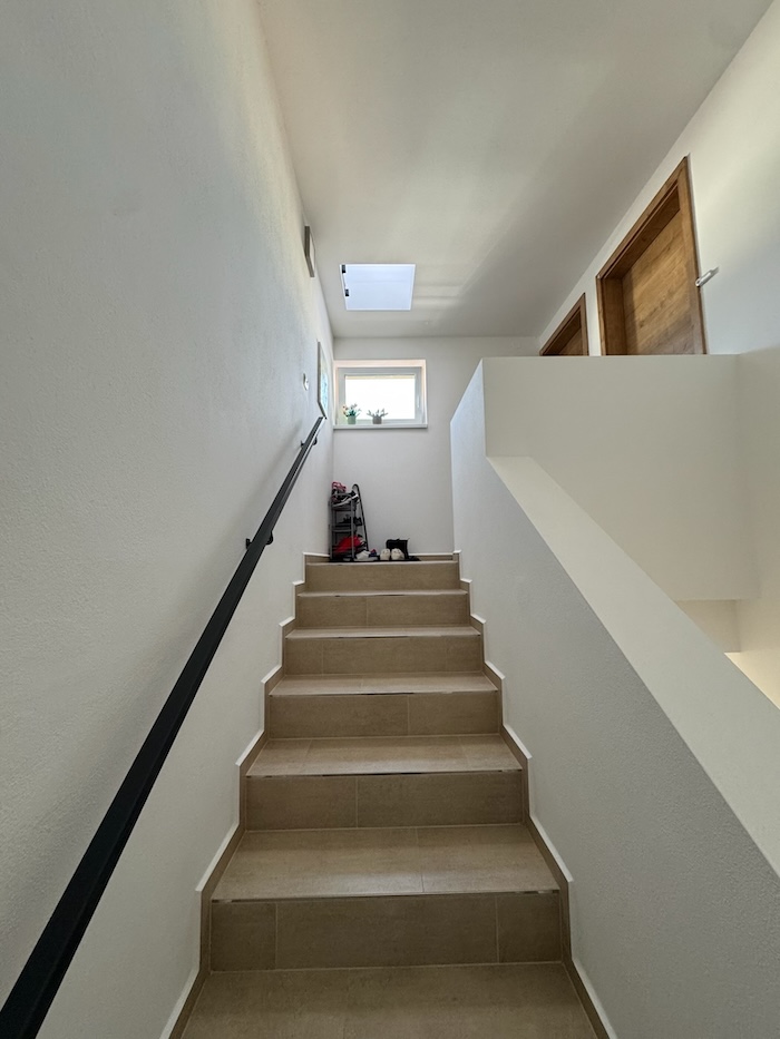 Vymalba schodiste CB